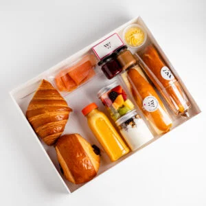 PLATEAU PETIT DEJEUNER THE LEGEND