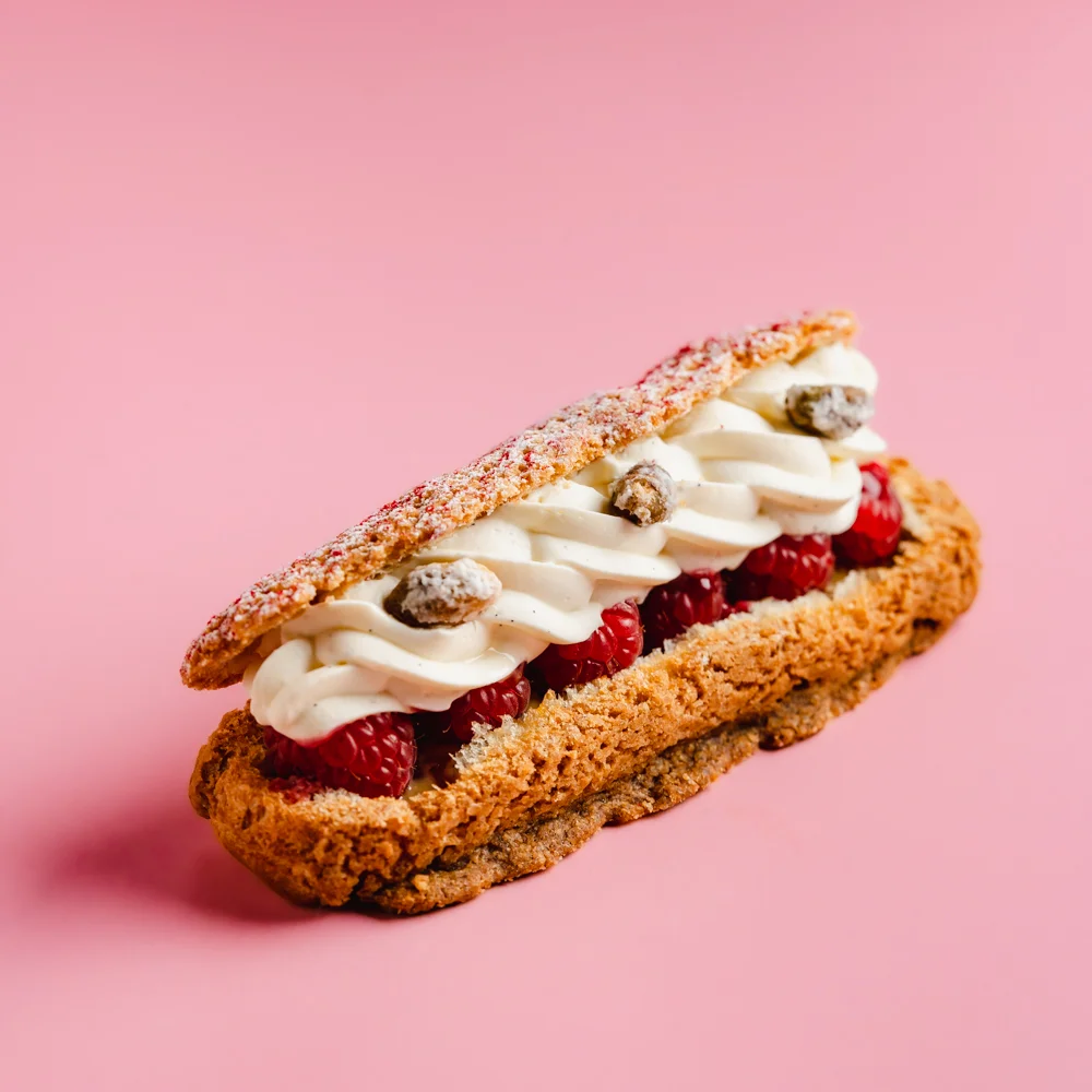 ECLAIR AUX FRAMBOISES
